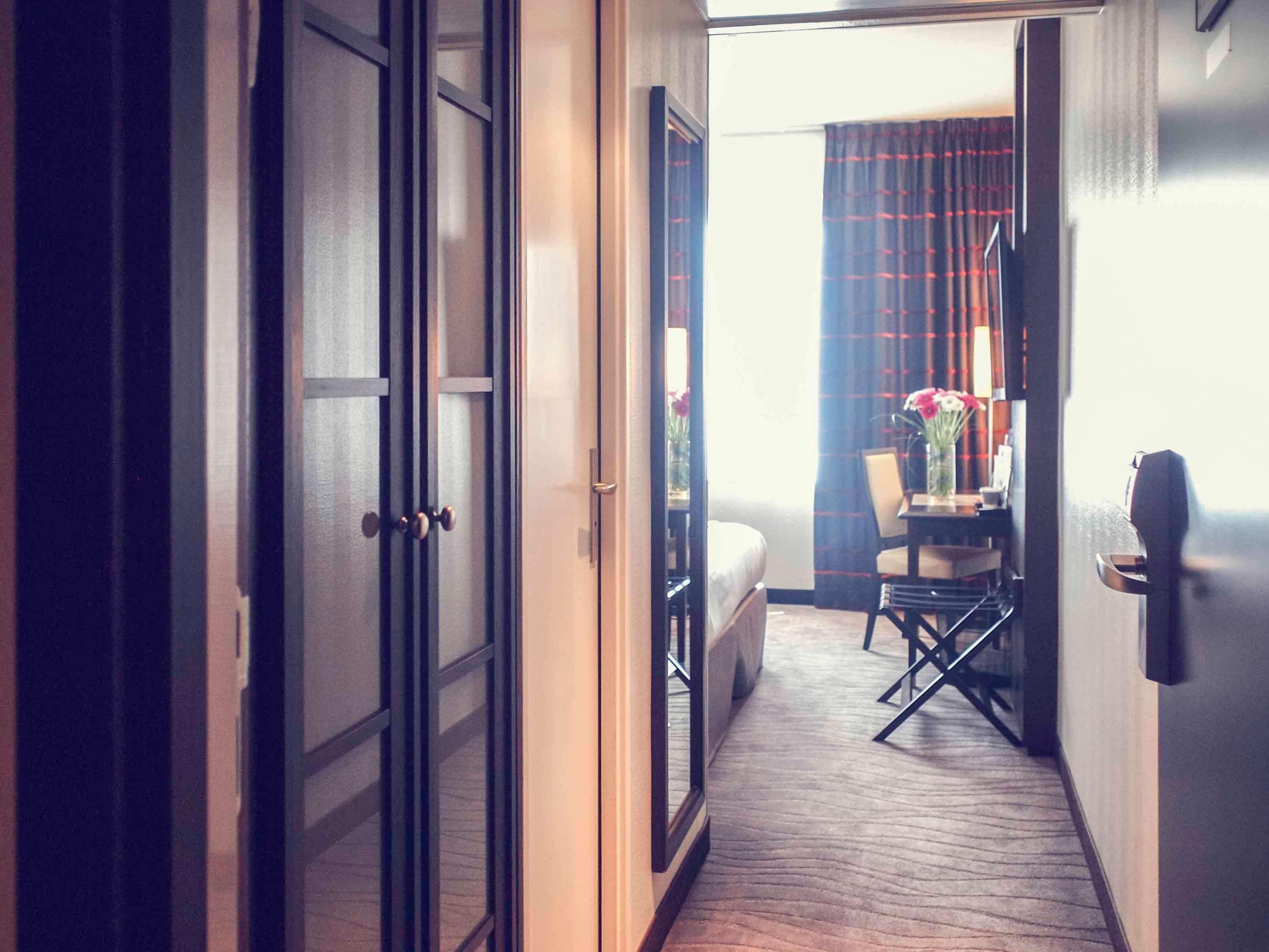 Mercure Angers Centre Gare Eksteriør billede