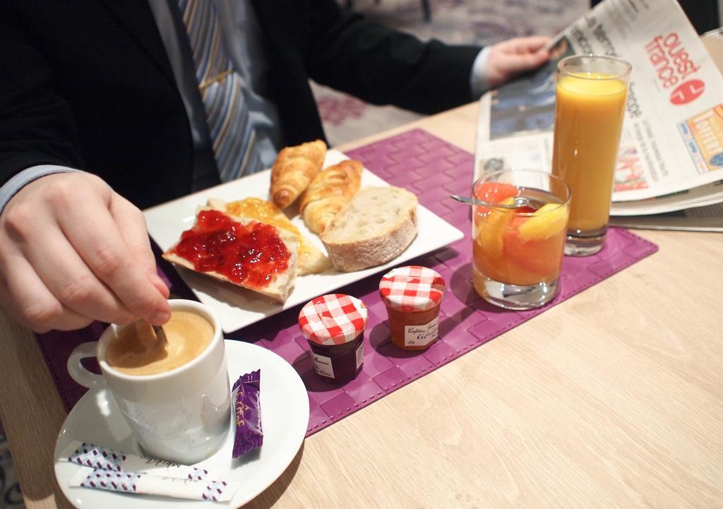 Mercure Angers Centre Gare Eksteriør billede